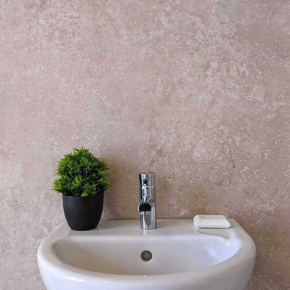 10 mm York Stone Matt Duschpaneel 1 m x 2,4 m