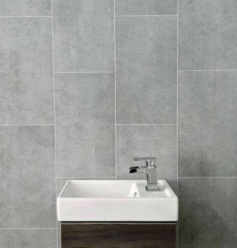 8 mm moderne graue Wandpaneele in Fliesenoptik, 2,6 m